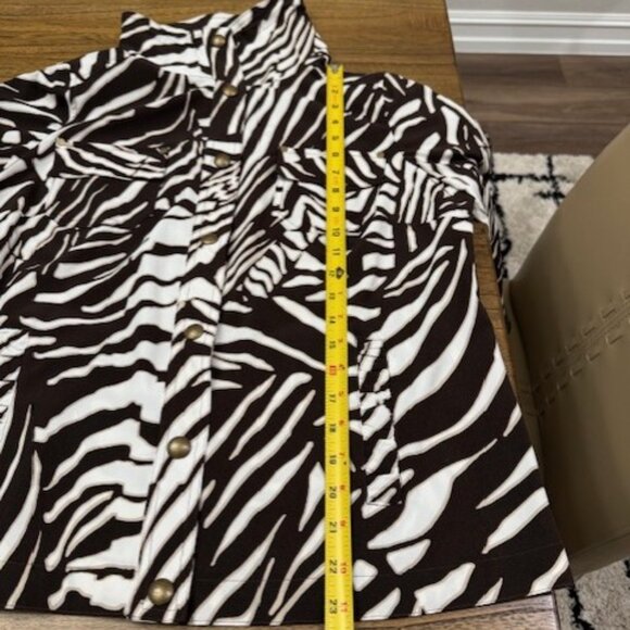 ZENERGY by CHICO'S Neema Zebra Print Jacket - Picture 11 of 15